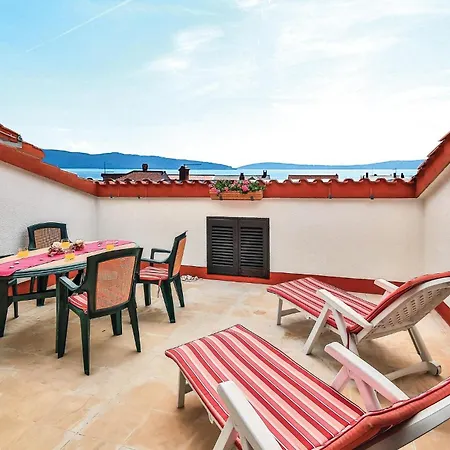 Appartamento Two-bedroom In Kastel Kambelovac